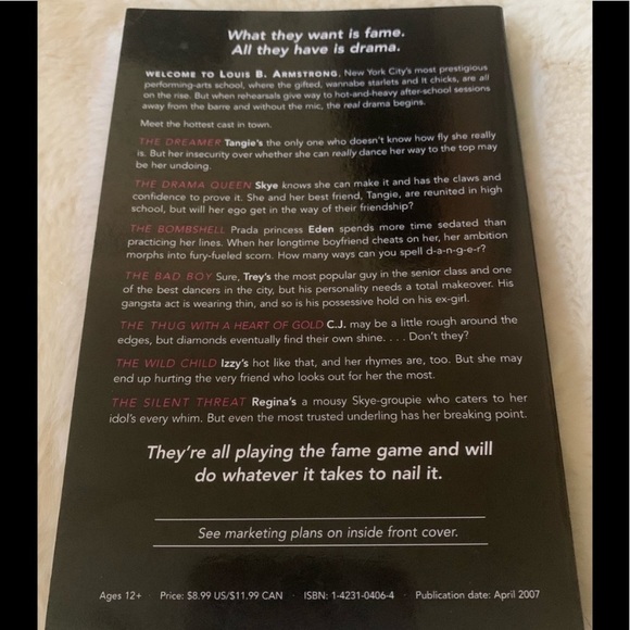 3/$30 The it chicks  - a novel - Picture 3 of 3